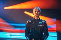 Albon: "Williams'ın önünde uzun bir yol var"