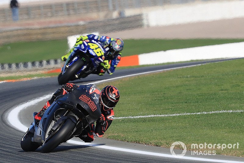 Rossi, felicitado por sus