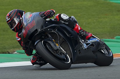 Lorenzo disputes Crutchlow's Honda/Ducati assessment