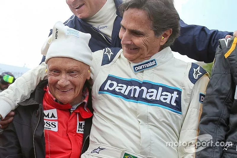 Drivers at the Legends Parade: Christian Danner, Riccardo Patrese, Gerhard Berger, Niki Lauda, Mercedes Non-Executive Chairman; Jean Alesi, Nelson Piquet,