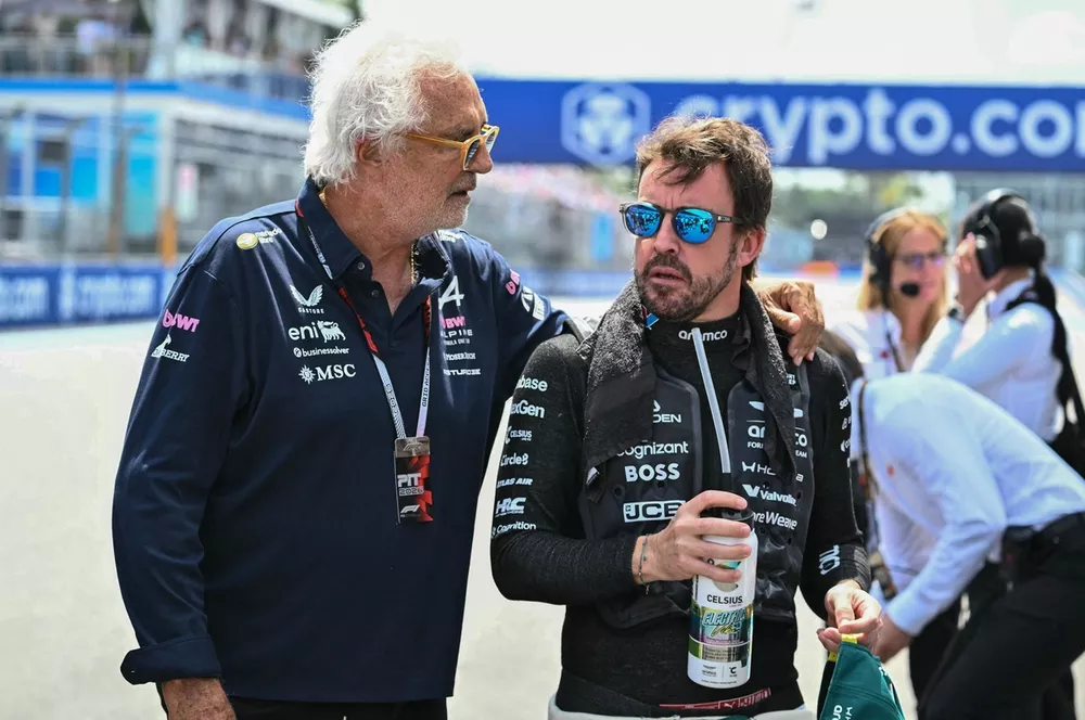 Fernando Alonso, Aston Martin Racing, Flavio Briatore, Alpine