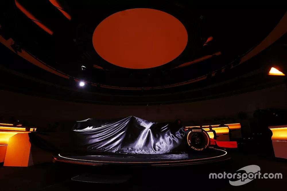 La McLaren MCL32 lors de sa pr&eacute;sentation