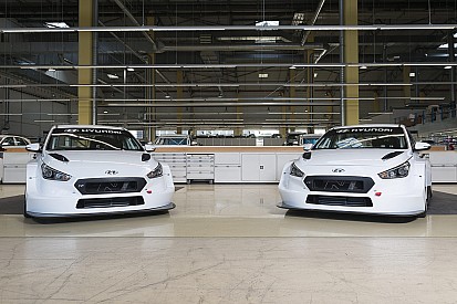 Penyerahan perdana Hyundai i30 N TCR ke konsumen