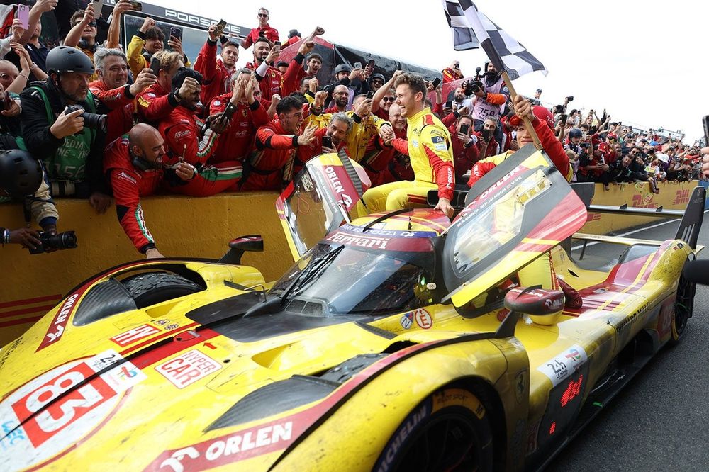 Winners #83 AF Corse Ferrari 499P: Robert Kubica, Yifei Ye, Philip Hanson