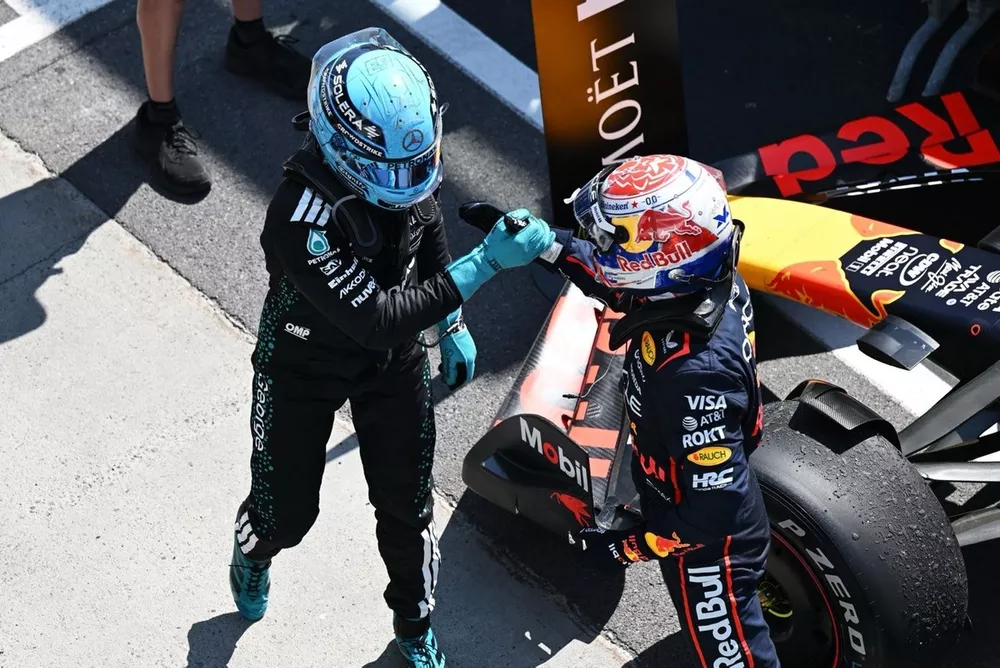 Max Verstappen, Red Bull Racing, George Russell, Mercedes