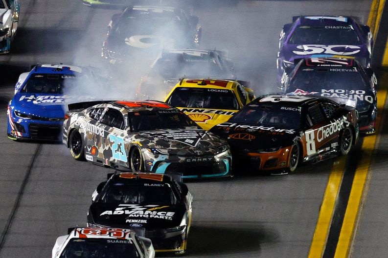 Denny Hamlin says Bubba Wallace at fault for pileup crash: 