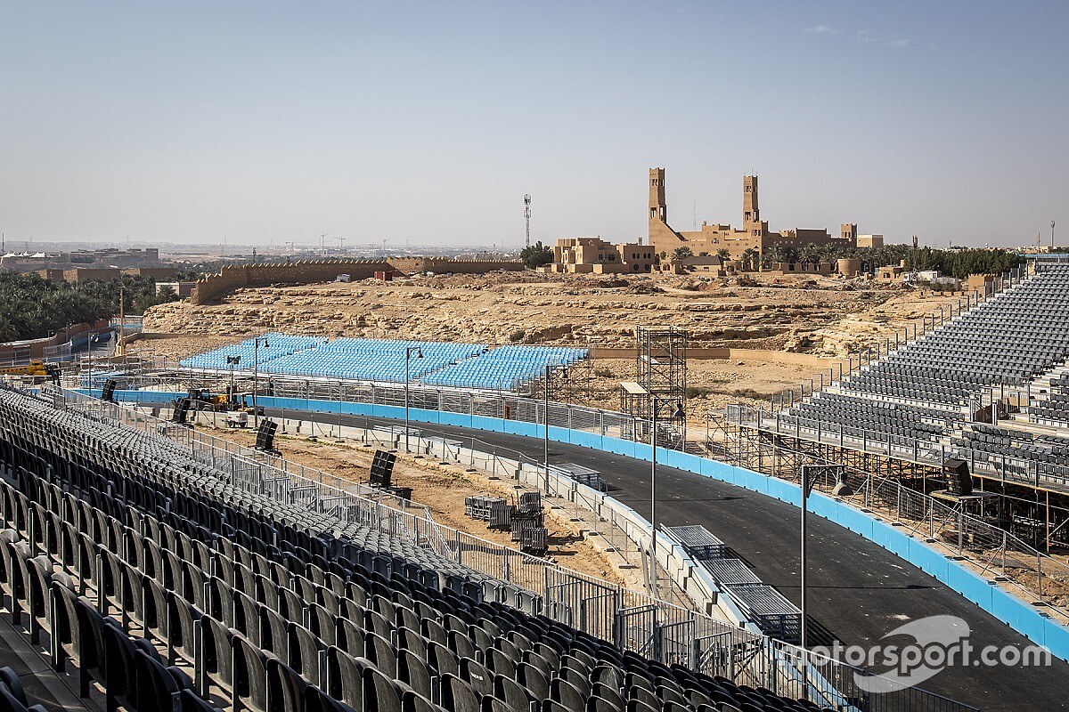 Preparatevi per la prima gara stagionale della Formula E ad Ad Diriyah