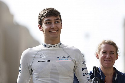 Ilyen sisakja lesz Russellnek az első F1-es szezonjában