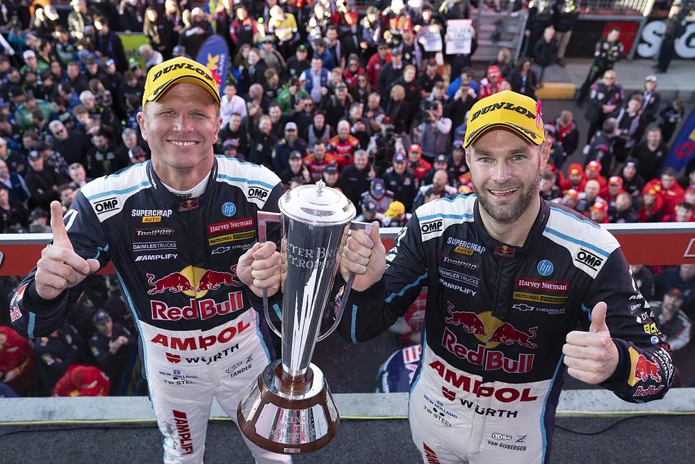 Shane van Gisbergen, Garth Tander, Triple Eight Race Engineering Holden