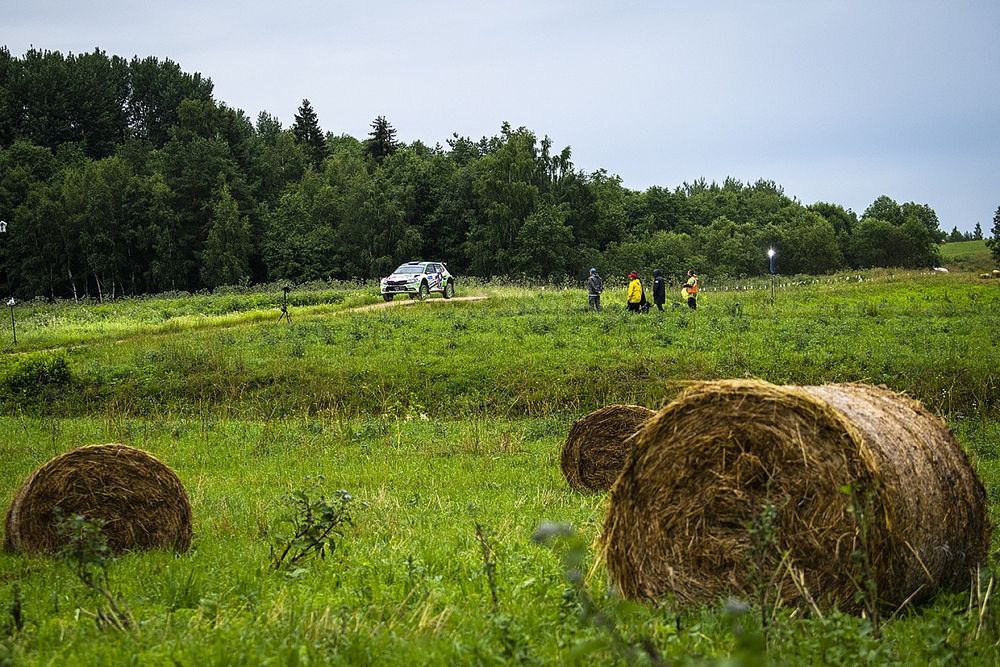 Andreas Mikkelsen, Torstein Eriksen, Skoda Fabia Rally2 evo