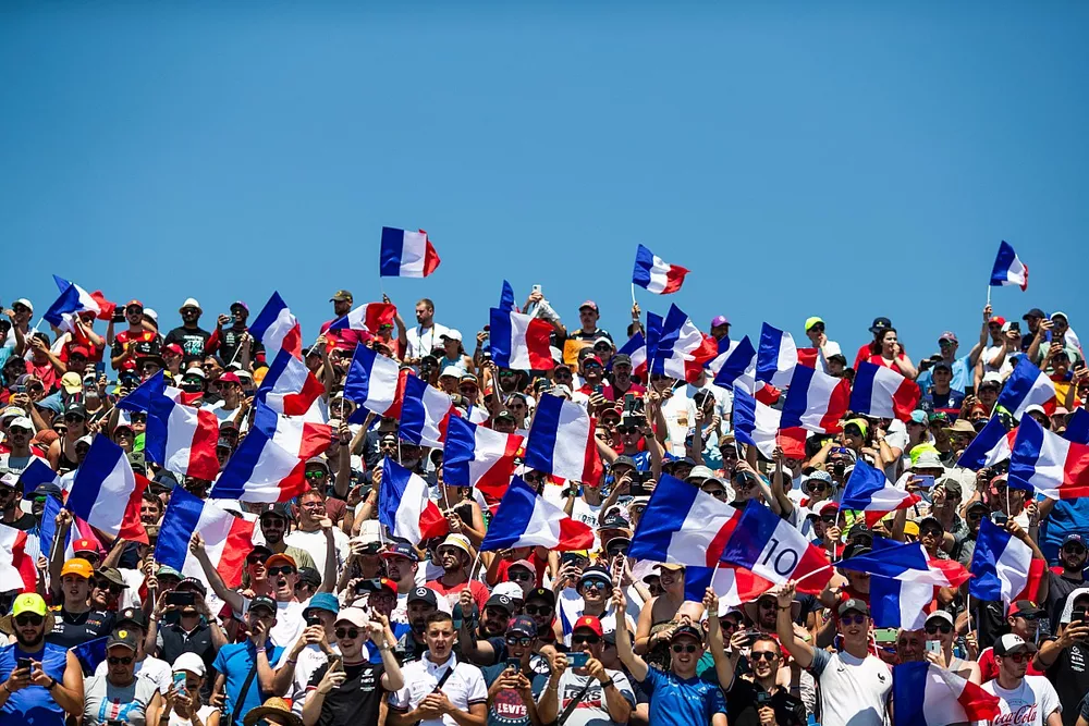 Tifosi in tribuna