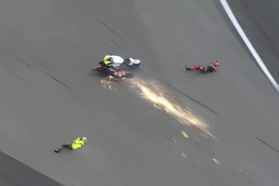 Accidente Bezzecchi Vi&ntilde;ales Australia.jfif