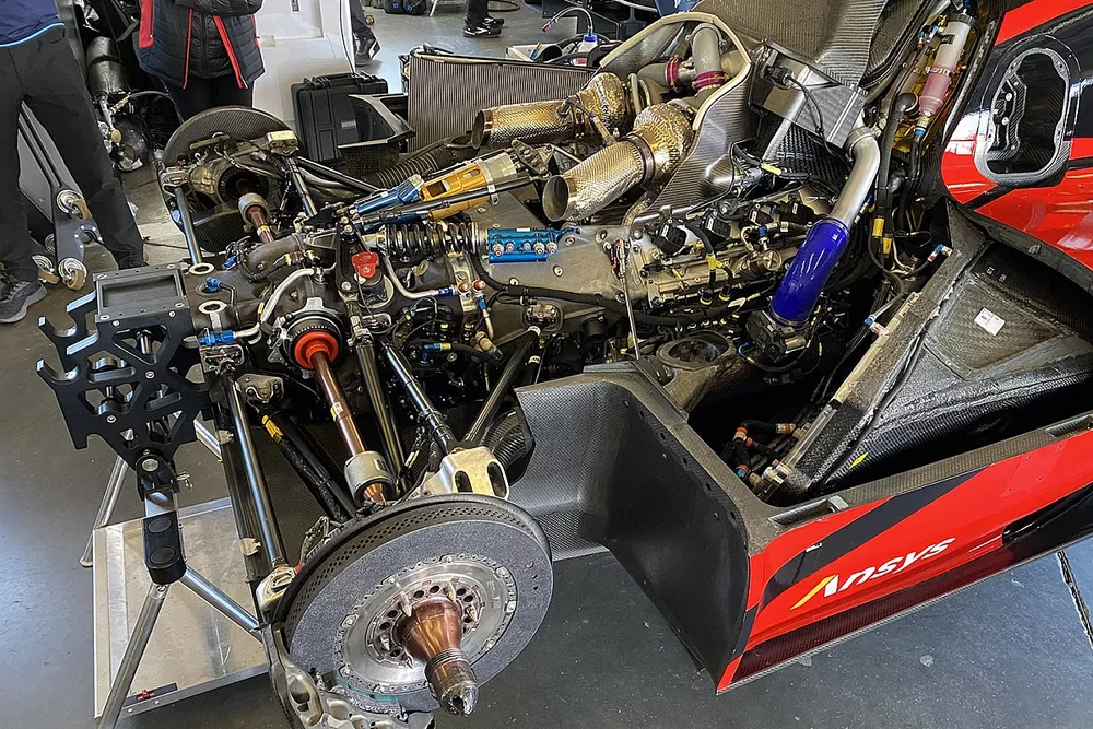 Team Penske Porsche 963, engine detail