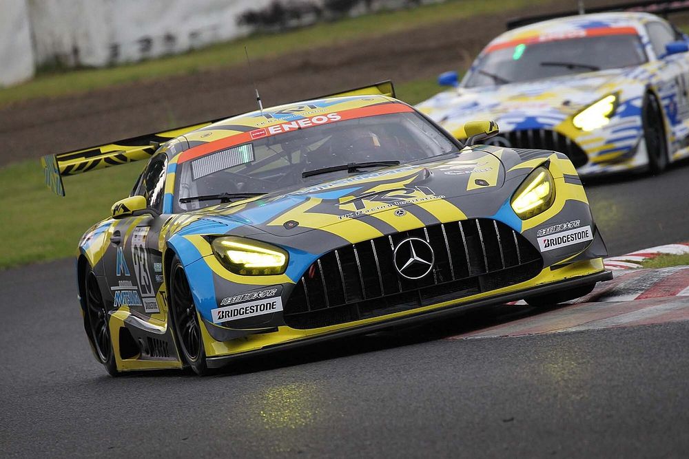 レース終盤に波乱！ KTRI松永建設AMG GT3が初優勝を遂げる｜スーパー