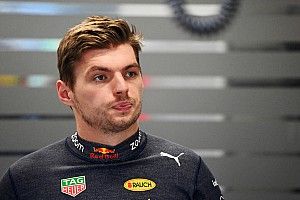 Verstappen condena ataquen a su familia por órdenes con "Checo" Pérez