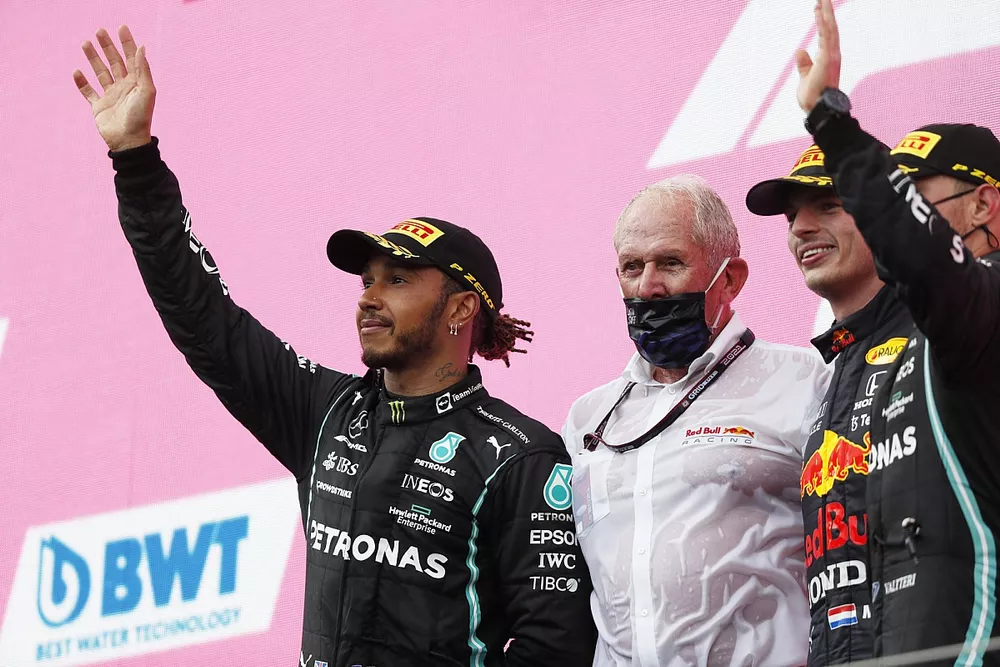 Lewis Hamilton, Mercedes, 2nd position, Helmut Marko, Consultant, Red Bull Racing, Max Verstappen, Red Bull Racing, 1st position, and Valtteri Bottas, Mercedes, 3rd position, on the podium