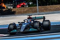 Russell disfrut&oacute; del mensaje de Wolff durante su batalla con P&eacute;rez