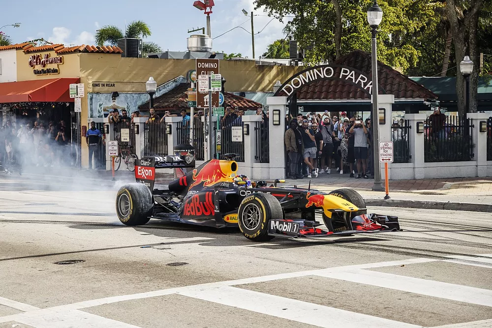 El Red Bull Racing RB7 en Florida