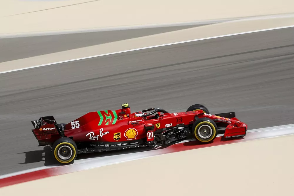 Carlos Sainz Jr., Ferrari SF21 