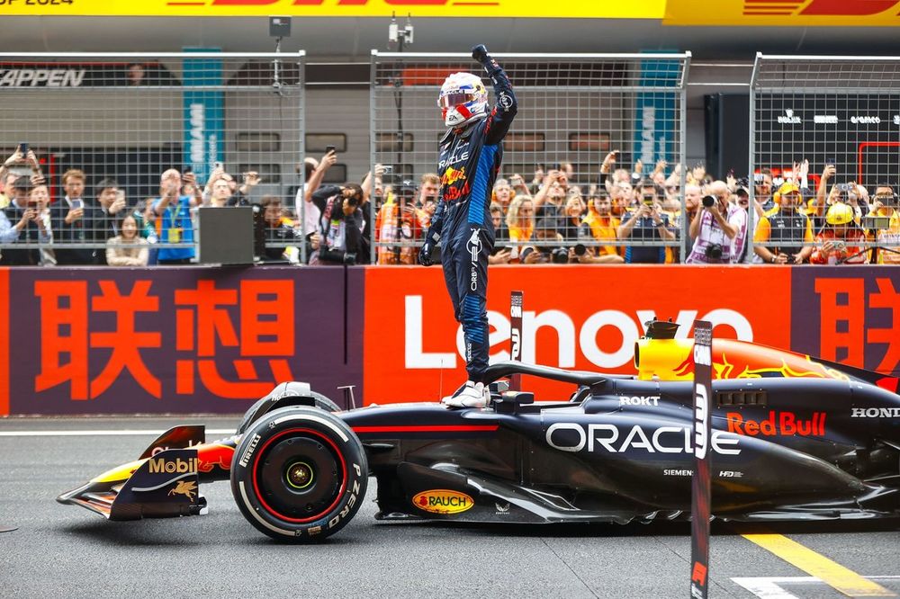 Max Verstappen, Red Bull Racing, 1st position, celebrates in Parc Ferme