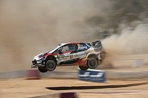 Ogier abandona en Cerde&ntilde;a y Latvala lidera tras un duro bucle