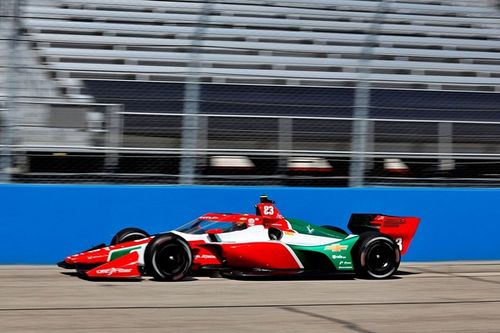 Prema "eval&uacute;a diferentes soluciones" para la IndyCar 2026 en medio de problemas financieros
