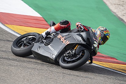 Test SBK Aragon, Giorno 2: Davies svetta sotto la pioggia con la Ducati Panigale V4