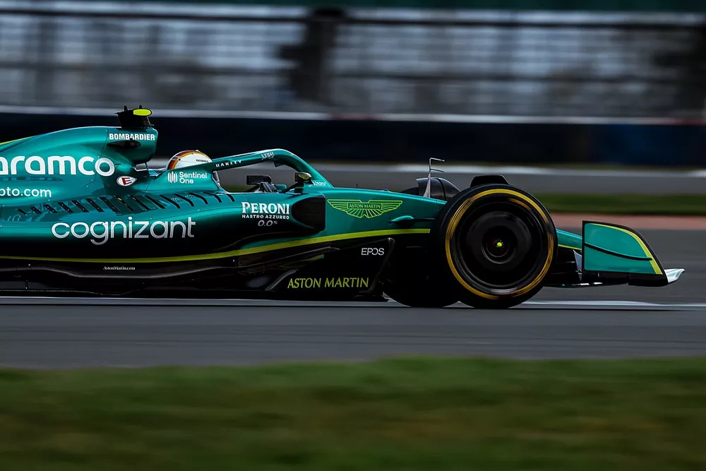 Sebastian Vettel, Aston Martin AMR22