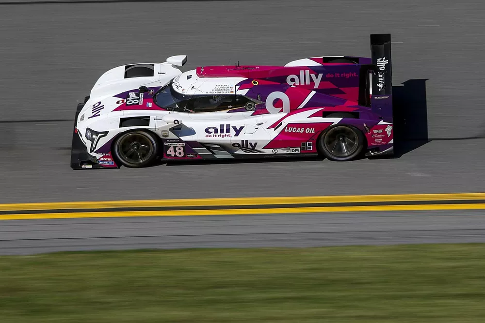 #48 Action Express Cadillac DPi: Mike Rockenfeller, Kamui Kobayashi, Jimmie Johnson, Jos&eacute; Mar&iacute;a L&oacute;pez