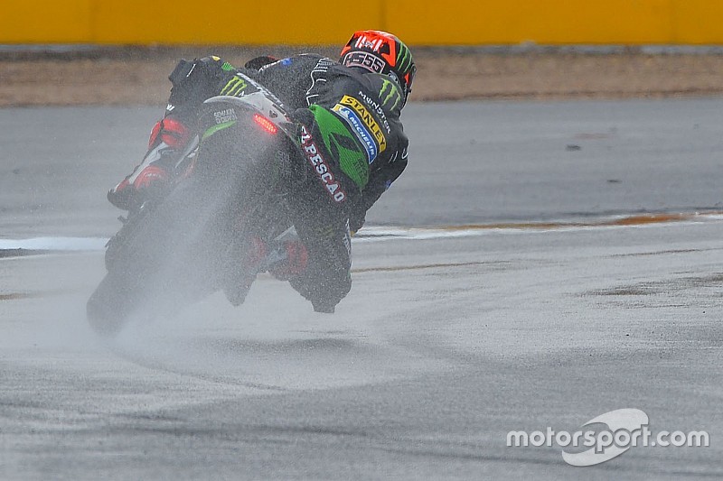 Alle 13:30 i team si riuniranno per decidere se disputare il GP di Silverstone oggi o cancellare l'evento