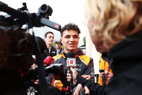 F1: Norris vê nova McLaren similar à de 2024, mas reclama da traseira