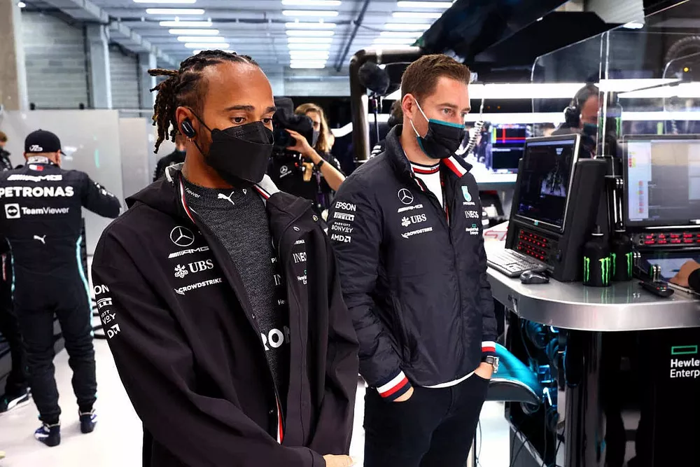 Lewis Hamilton, Mercedes, Stoffel Vandoorne, piloto de pruebas y de reserva, Mercedes