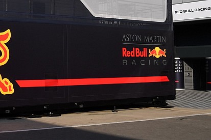 Відео: віртуальний тур базою Red Bull у Мілтон-Кінсі