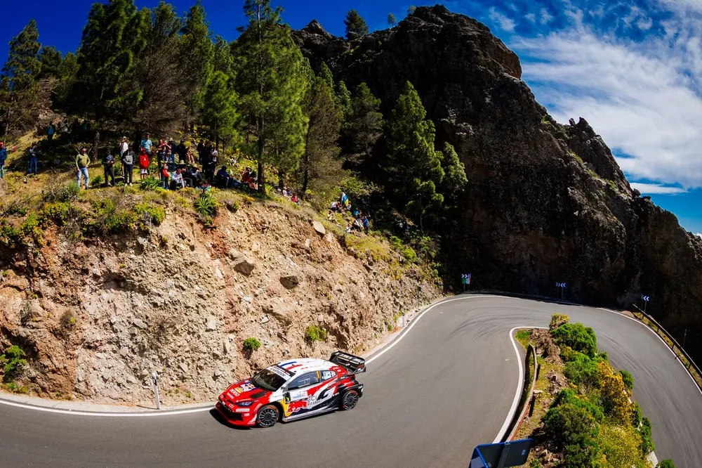 S&eacute;bastien Ogier, Vincent Landais, Toyota Gazoo Racing WRT Toyota GR Yaris Rally1