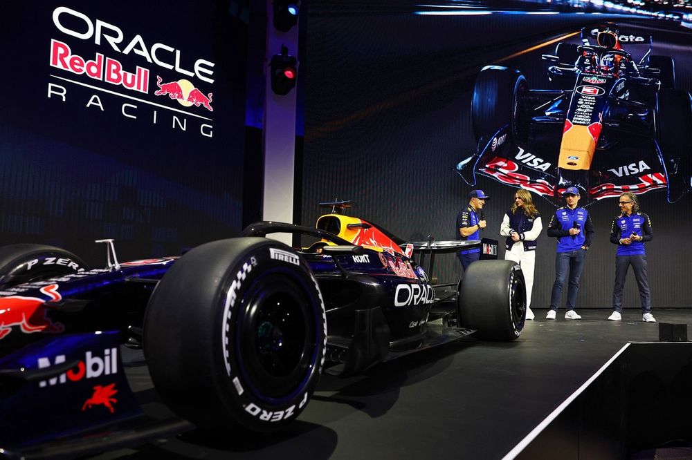 Isack Hadjar, Red Bull Racing, Max Verstappen, Red Bull Racing, Laurent Mekies, director de Red Bull Racing