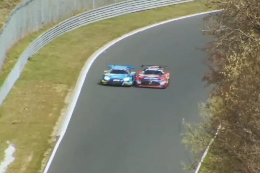 Batalla de Verstappen en la NLS2