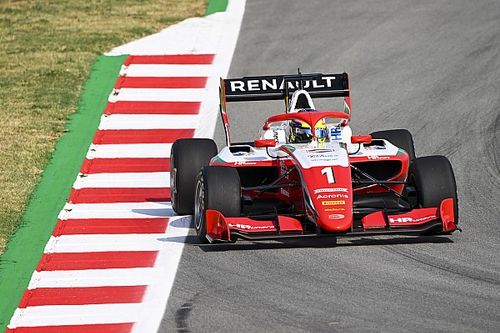 Barcelona F3: Piastri remonta y aguanta en la lucha por el t&iacute;tulo