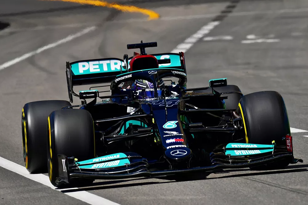 Lewis Hamilton, Mercedes W12