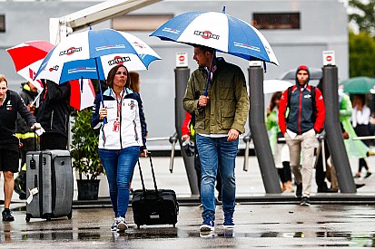 Szingapúr előtt nem várható versenyzőcsere a Williams és a Force India körül