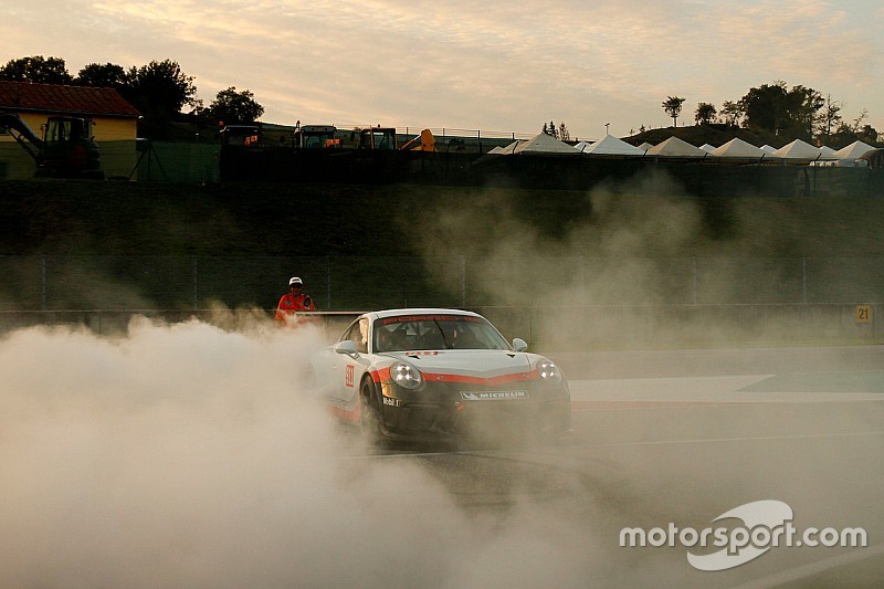 Sale la febbre per Imola: ecco le emozioni del Porsche Festival del 6 e 7 ottobre che ospita anche Jani e Cairoli