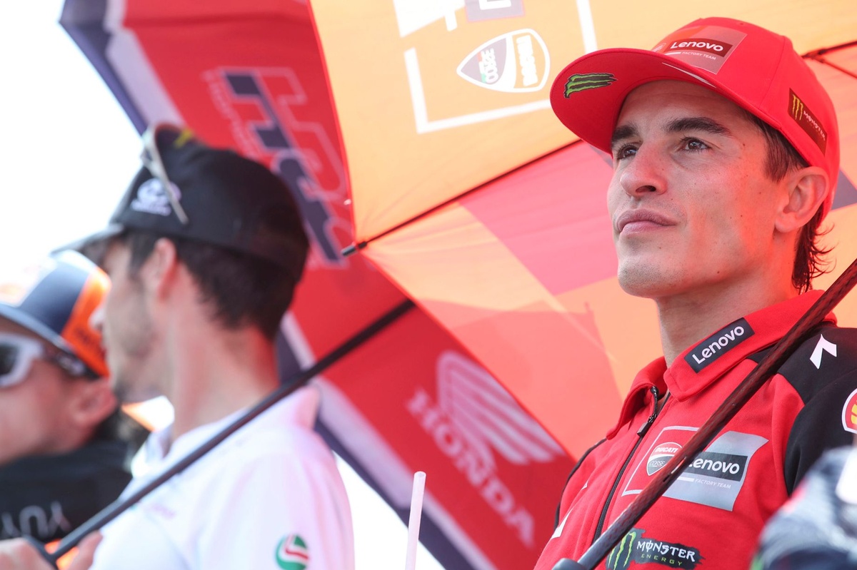 Le médecin du MotoGP salue la prudence de Márquez face à sa blessure