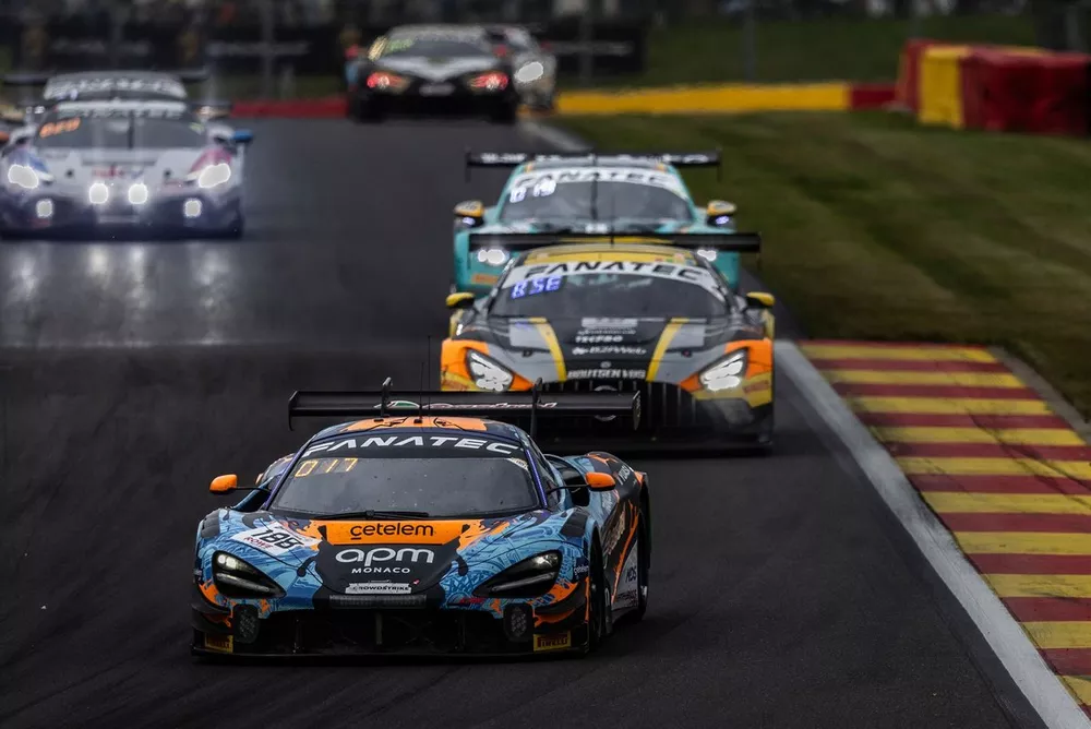 #188 Garage 59 McLaren 720S GT3 EVO: Miguel Ramos, Louis Prette, Adam Smalley, Marvin Kirchh&ouml;fer 