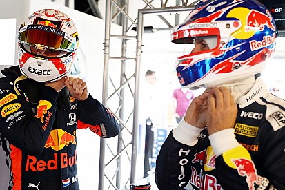 Verstappen stapt in Red Bull Holden supercar naast Jamie Whincup