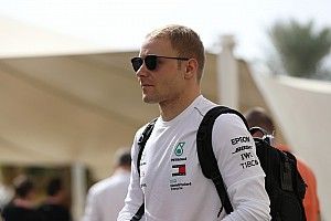 Bottas faz estreia em ralis na Finlândia, em janeiro