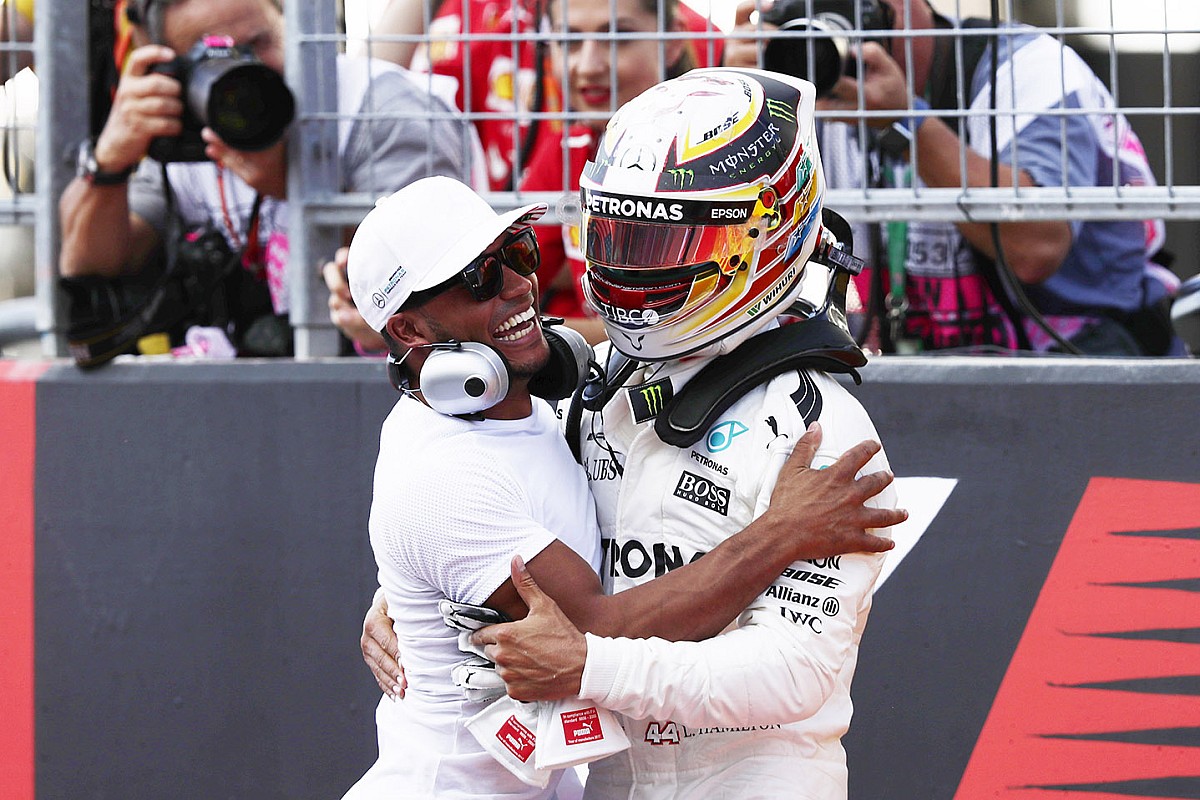 Nicolas Hamilton: Lewis'in başardığı şeyler inanılmaz
