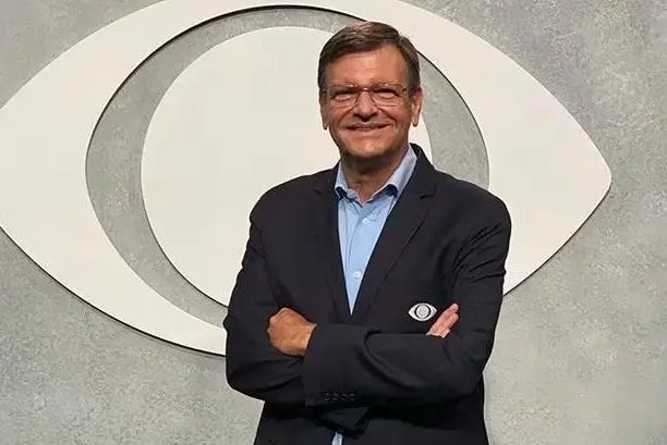 S&eacute;rgio Maur&iacute;cio na Band