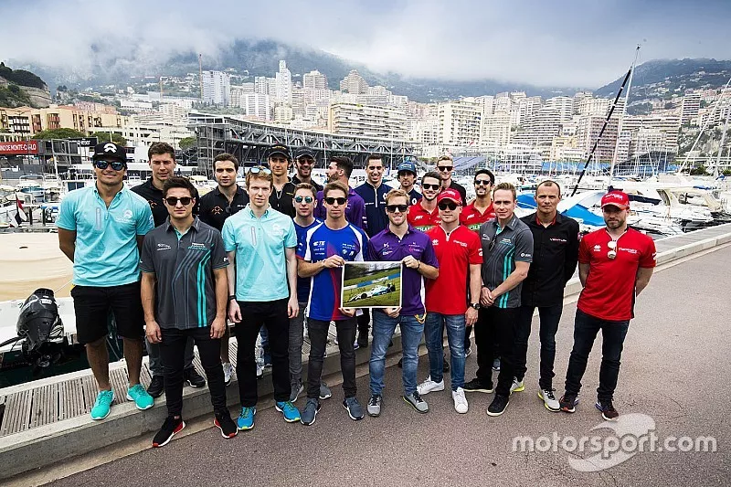 Drivers group photo