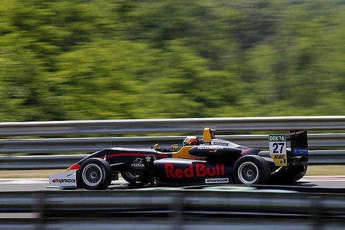 Ticktum gana de principio a fin en Hungr&iacute;a 