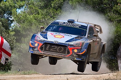 Sardegna, PS12: Neuville piazza la zampata ed è a 4"9 da Ogier