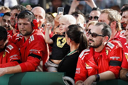 Így köszöntötte fel a fiát Räikkönen